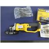 Image 4 : DeWalt DCB205 Lithium Ion Battery & DCG412 Grinder