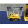 Image 2 : DeWalt DCB205 Lithium Ion Battery & DCB115 Charger in Package