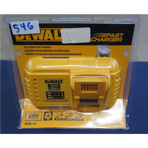 DeWalt DCB118 Battery Charger in Package