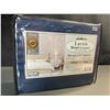 Image 1 : Lot of 1 Lavish Hotel Luxury Ultra Microfiber Twin Size Sheet Set - Dark Blue - Brand New