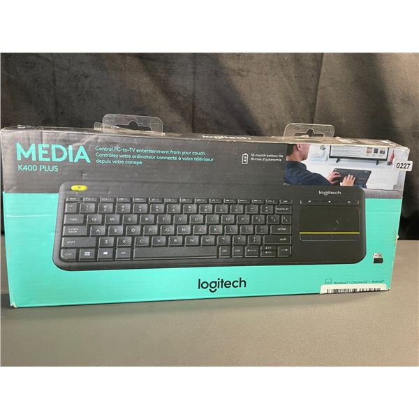 Lot of 1 Logitech Media K400 Plus PC-TV Entertainment Control Keyboard - Brand New