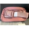 Image 2 : Lot of 1 Pander Lulu-Style 1L Everywhere Belt Bag/Fanny Pack - Brand New (Pink)