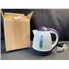 Image 1 : Lot of 1 12V White 1L Electric Kettle - New