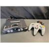 Image 1 : Lot of 1 Nintendo 64 Gaming Console with Controller - Used/As Is