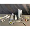 Image 1 : Lot of 1 Nintendo Wii Console with Cords, Controllers & Sensor Bar - Used (Powers On)