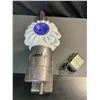 Image 2 : Lot of 1 Dyson Vacuum w/ Battery - Used