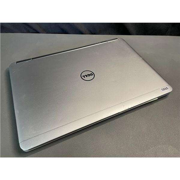 Lot of 1 Dell Latitude E7240 Ultrabook - Used - No Power - Parts/Repair