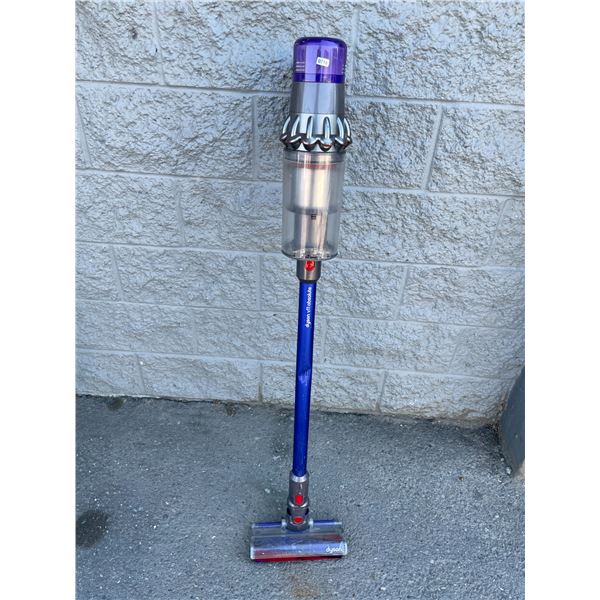 Lot of 1 Dyson Vacuum w/ Battery - Used