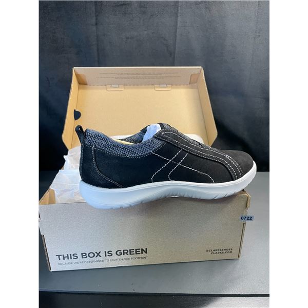 Lot of 1 Pair of Clarks Cloudsteppers - Adella Trace Sneakers - Black - Size 9 - Brand New In Box