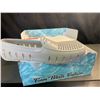 Image 1 : Lot of 1 Pair of Floafers Foam Loafers - Size 9 - Brand New