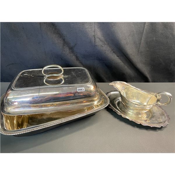 Lot of 1 Classic Dinner Tray/Gravy Boat Set - Used