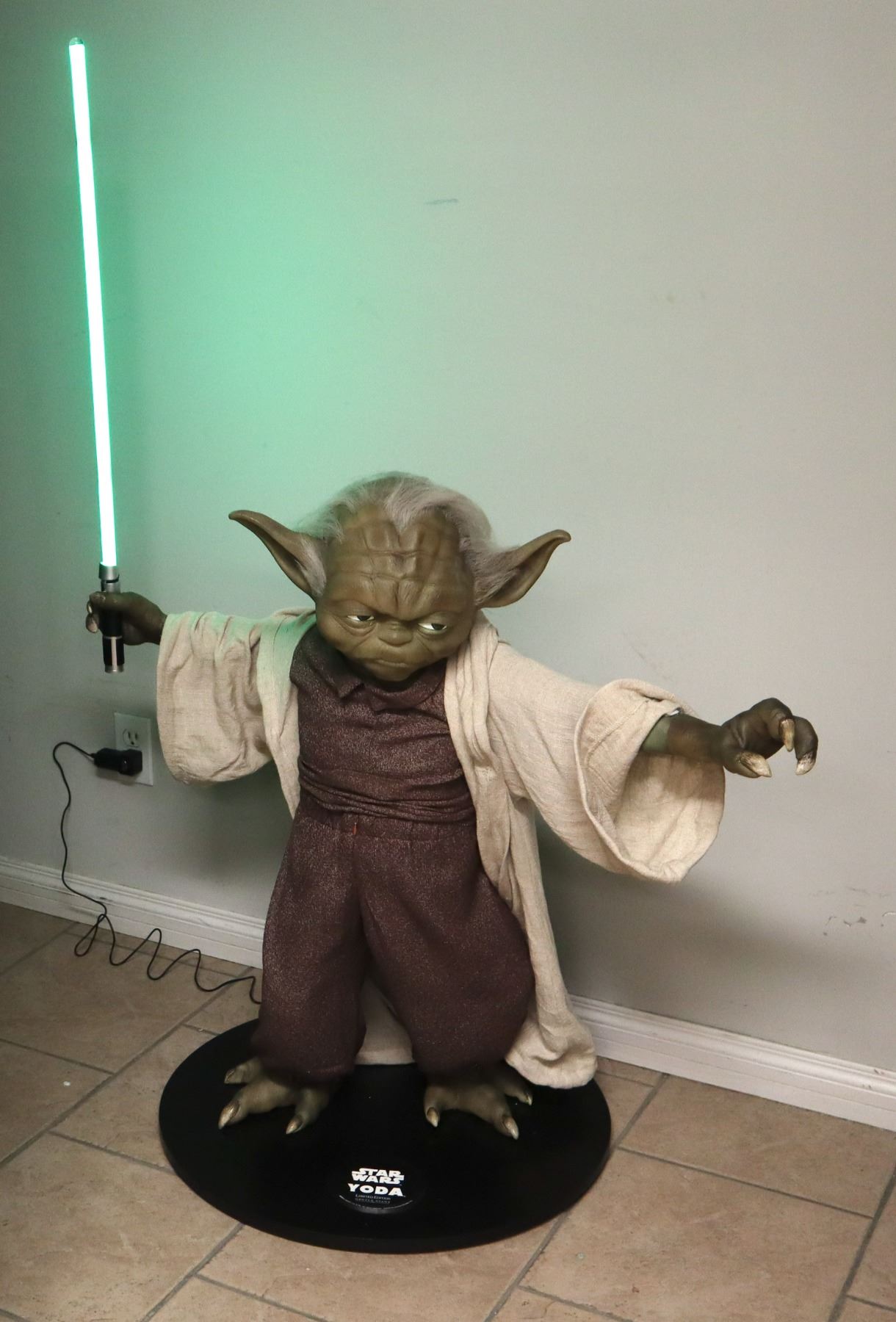 Santa Cruz Star Wars Yoda Compleet Cruiser Skateboard Santa Cruz Star Wars Yoda Compleet Cruiser Skateboard