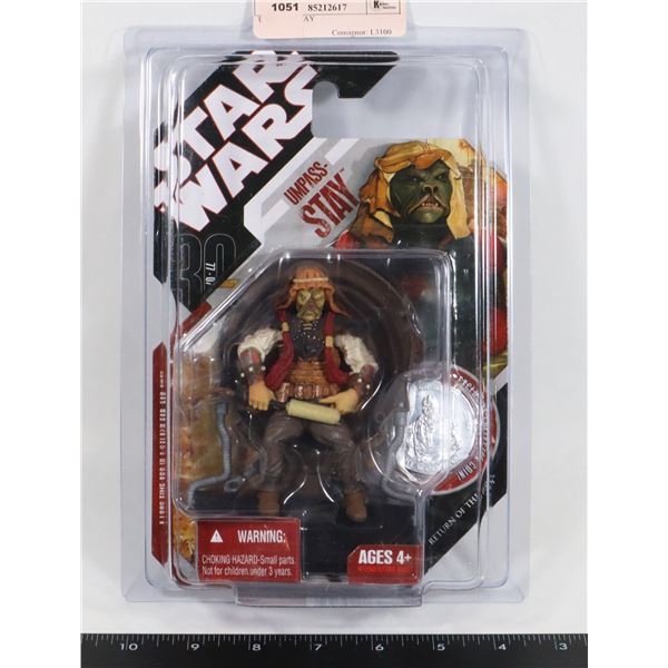 STAR WARS UMPASS-STAY FIGURE IN STAR CASE
