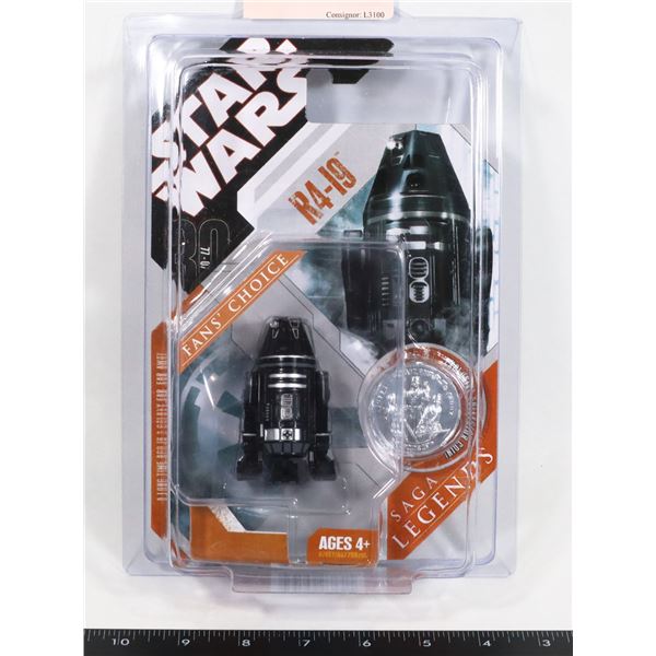 STAR WARS R4-I9 FIGURE IN STAR CASE