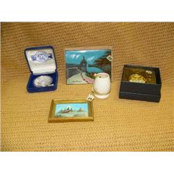 Lot of 5: Miniature clock, Alaska commemorative silver coin, miniature vase, Matanuska Valley origin