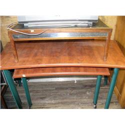 Set of 2 tables/desk - one movable (165)