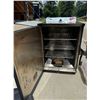 Image 4 : COOKSHACK ELECTRIC SMOKER OVEN AND SMOKE CHIPS - WORKS!
