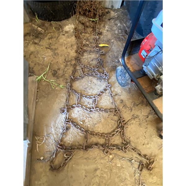 Tractor chains