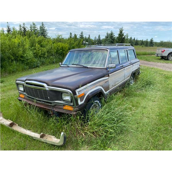 Jeep Wagoneer, sold for parts only (Buyer is Responsible to Load)