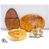 Image 1 : PACK OF 3 WOLVES WITH WOOD ART PIECES AND