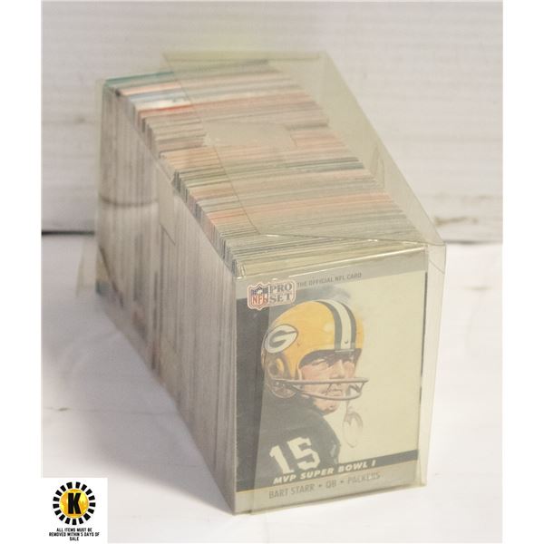1990 PRO SET NFL LOT OF CARDS