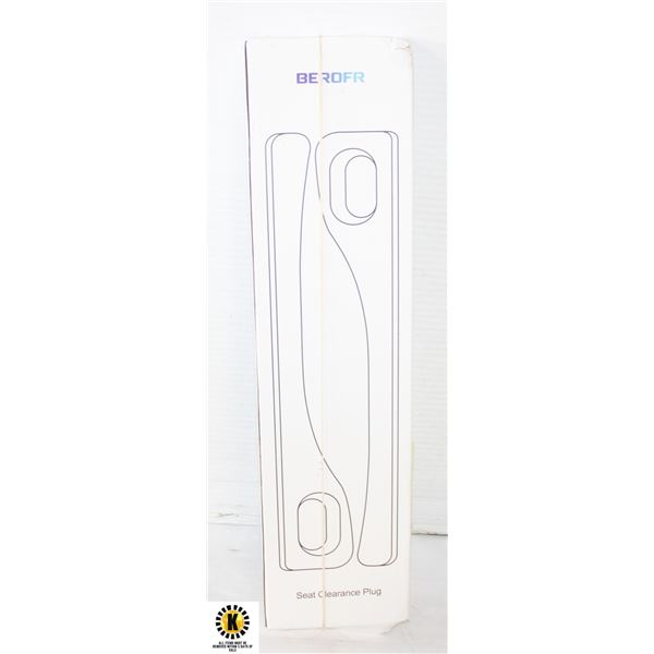 2 PACK CAR SEAT CLEARANCE PLUG NEW