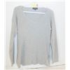Image 1 : LADIES SMALL GREY GUESS SWEATER