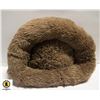 Image 1 : BEIGE PET BED l 22 x 22