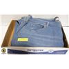 Image 1 : LEVI STRAUSS JEANS 2PAIR SIZE 48 WAIST