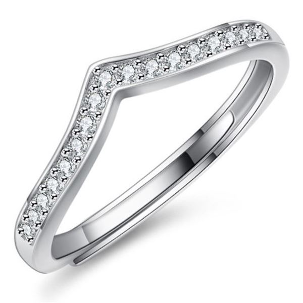 17 PIECES MOISSANITE CHEVRON STYLE BAND RING