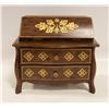 Image 1 : MUSICAL JEWELRY BOX