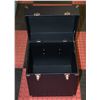 Image 1 : VINTAGE RECORD CASE 16" X 14" X 11.5" BLACK