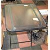 Image 1 : PATIO TABLE GLASS