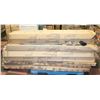 Image 1 : PALLET OF FREIGHT CLAIM FURNITURE