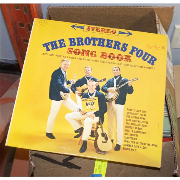 BOX OF COUNTRY MUSIC RECORDS