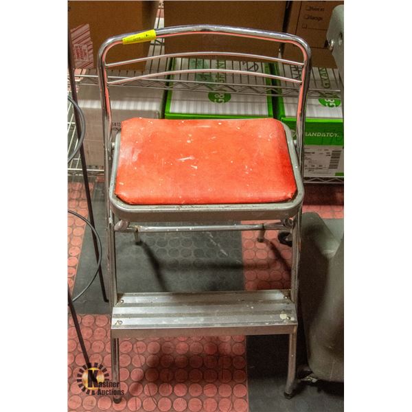 VINTAGE CHAIR 30" HIGH
