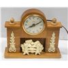 Image 1 : VINTAGE MANTLE CLOCK