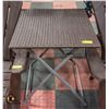 Image 1 : 24 INCH SQUARE WOVEN FOLD UP PATIO TABLE