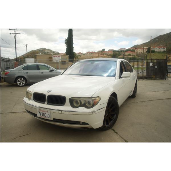 2005 BMW 745i - SALVAGE/TMU