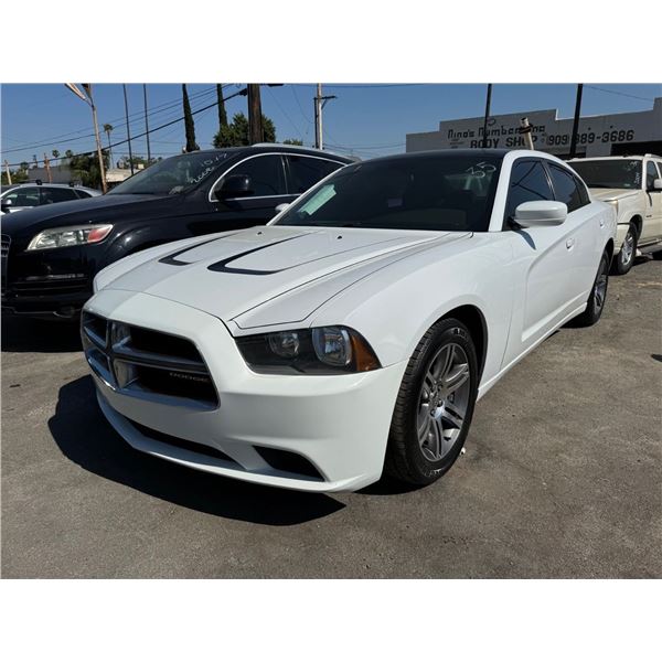 2013 Dodgfe Charger - CLEAN/