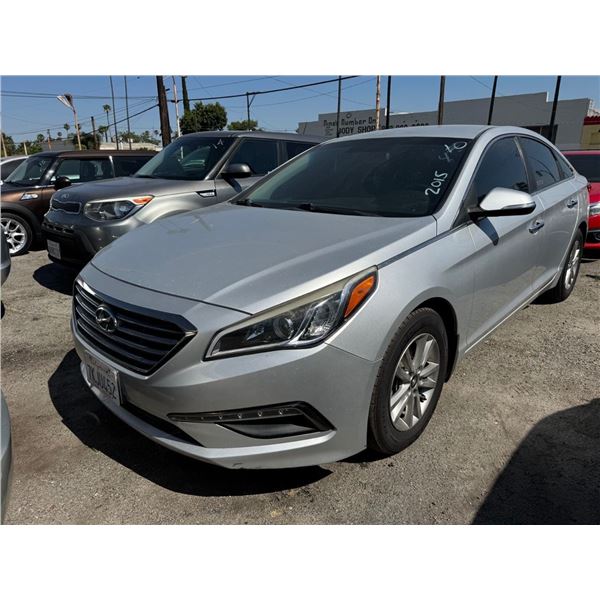 2015 hyundai Sonata - CLEAN/