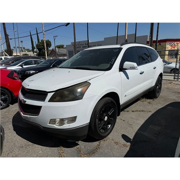 2010 Chevrolet Traverse - CLEAN/