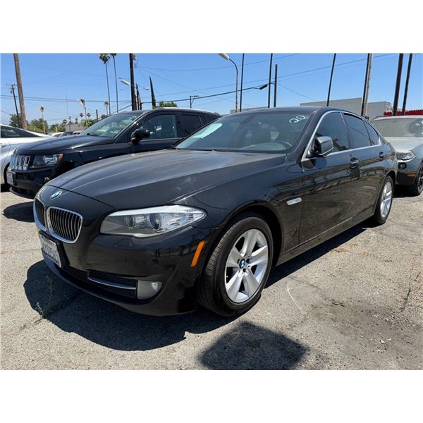 2011 BMW 528i - CLEAN/