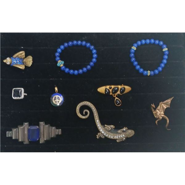 Collection of Costume Jewellery Bracelets, Brooches, Rings and more