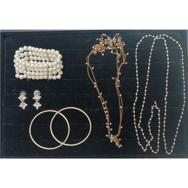 Collection of Costume Jewellery Necklaces, Bracelets and Earrings