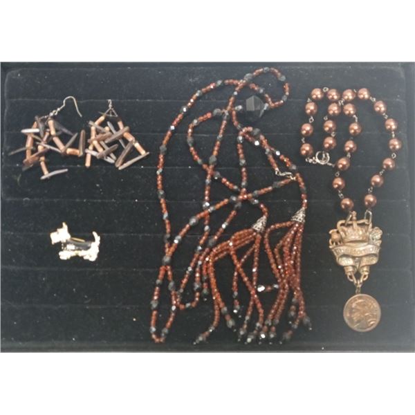 Collection of Costume Jewellery Necklaces, Earrings and Brooch