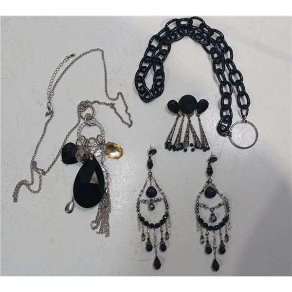 Collection of Costume Jewellery Necklaces, Earrings and Brooch