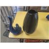 Image 1 : 2 ceramic flower vases
