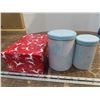 Image 2 : Assorted tins