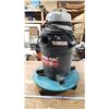 Image 4 : Shop Vac 5gal 6.0 amps wet/dry vac - w/ accessories & Vintage bissel floor sweeper